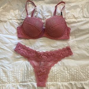 *SOLD ON MERCARI* Victorias Secret lingerie